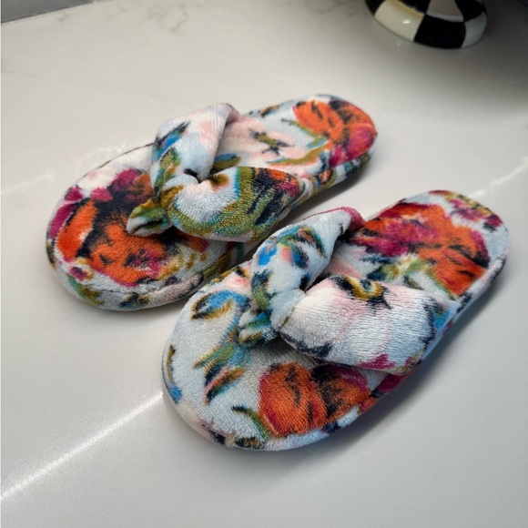 Vera Bradley Flower Plush Slippers - Picture 2 of 6